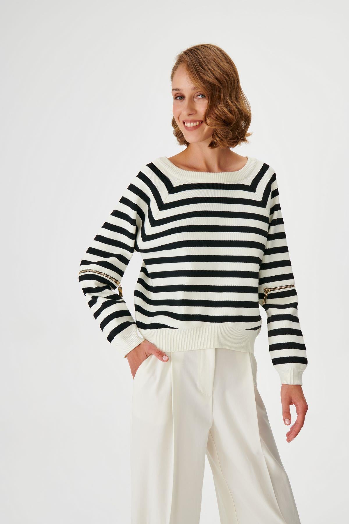 Black White Striped Knitwear Sweater with Zipper Detail