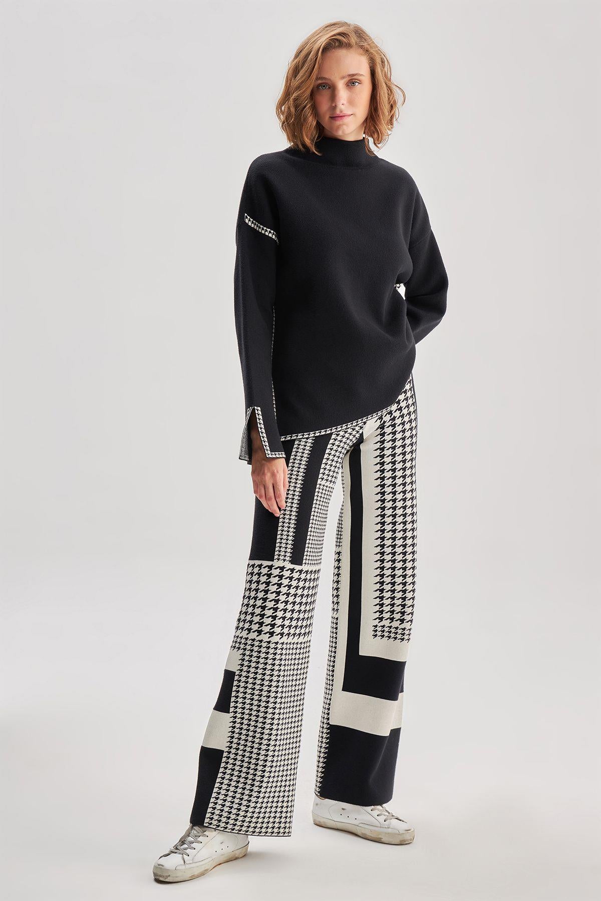 Black and White Patterned Knitwear Trousers